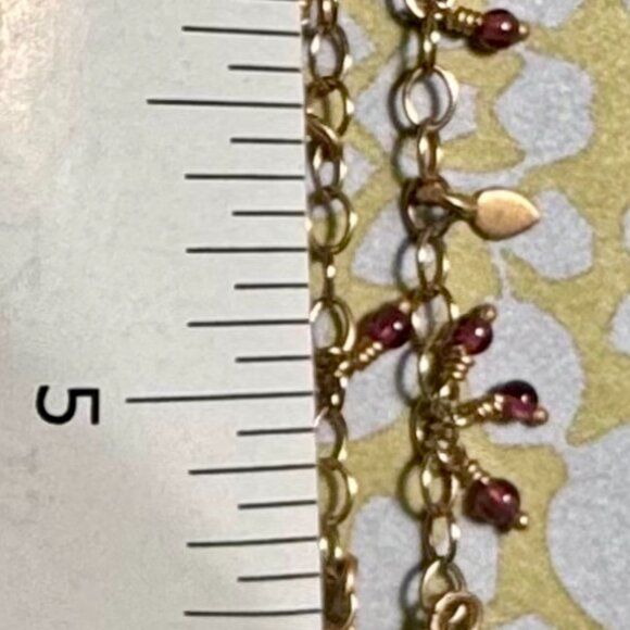 Me & Ro 10k gold and garnet necklace - Picture 4 of 13